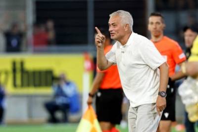 Jose Mourinho kan fullføre Fenerbahce ‘beste lag noensinne’ med Premier League-signering